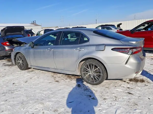 4T1G11AK7MU496572 2021 TOYOTA CAMRY - Image 2