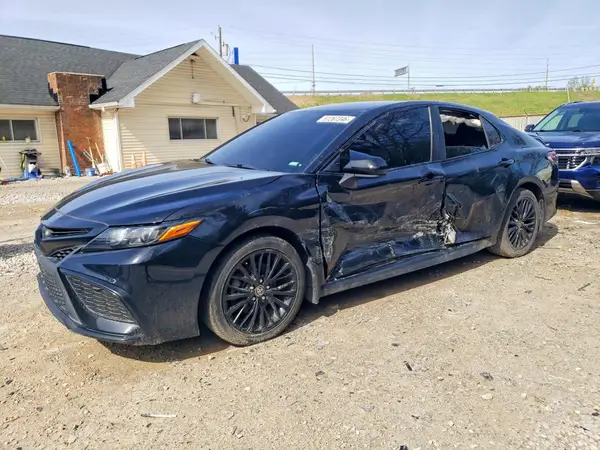 4T1G11AK7MU497110 2021 TOYOTA CAMRY - Image 1