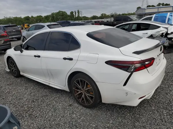 4T1G11AK7MU512396 2021 TOYOTA CAMRY - Image 2