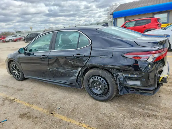 4T1G11AK7MU517162 2021 TOYOTA CAMRY - Image 2