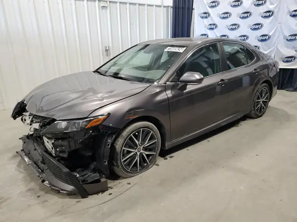 4T1G11AK7MU522443 2021 TOYOTA CAMRY - Image 1