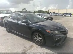 4T1G11AK7MU526136 2021 TOYOTA CAMRY