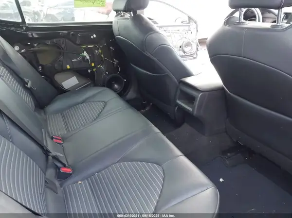 4T1G11AK7MU529201 2021 TOYOTA CAMRY - Image 8