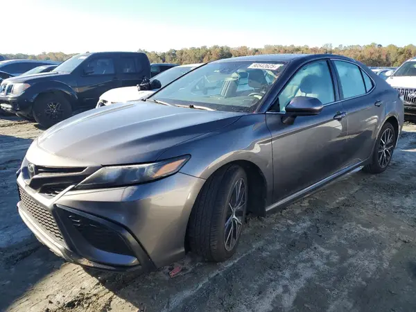 4T1G11AK7MU530722 2021 TOYOTA CAMRY - Image 1