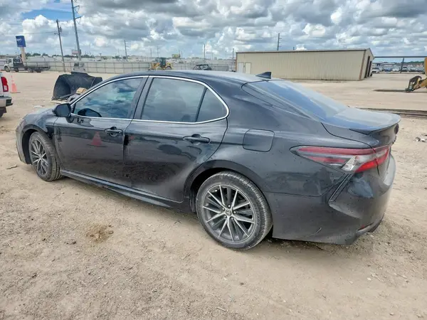 4T1G11AK7MU535600 2021 TOYOTA CAMRY - Image 2