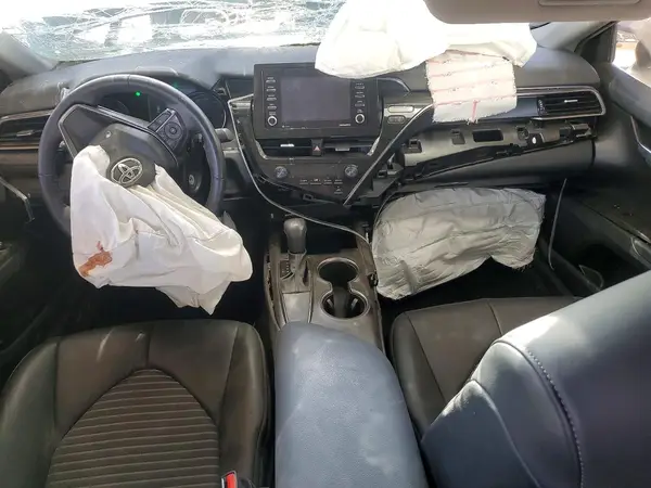 4T1G11AK7MU538593 2021 TOYOTA CAMRY - Image 8