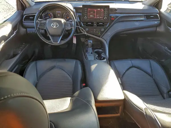 4T1G11AK7MU540652 2021 TOYOTA CAMRY - Image 8