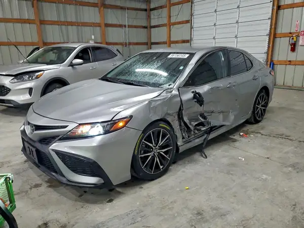 4T1G11AK7MU548461 2021 TOYOTA CAMRY - Image 1