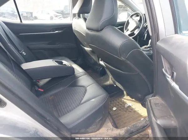 4T1G11AK7MU548654 2021 TOYOTA CAMRY - Image 8