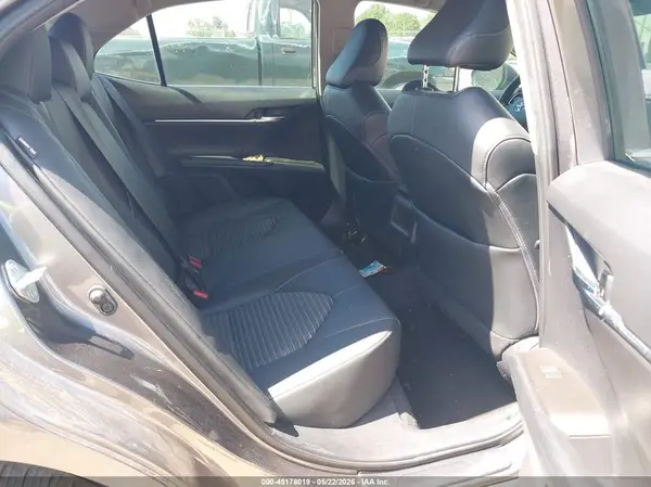 4T1G11AK7MU549559 2021 TOYOTA CAMRY - Image 8