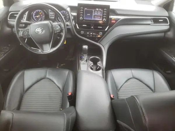 4T1G11AK7MU550503 2021 TOYOTA CAMRY - Image 8