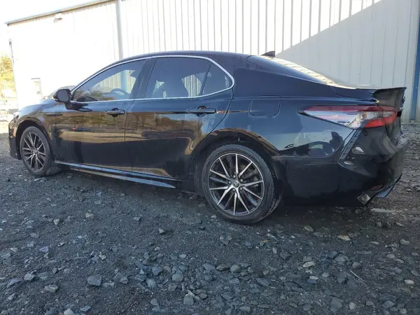 4T1G11AK7MU559718 2021 TOYOTA CAMRY - Image 2