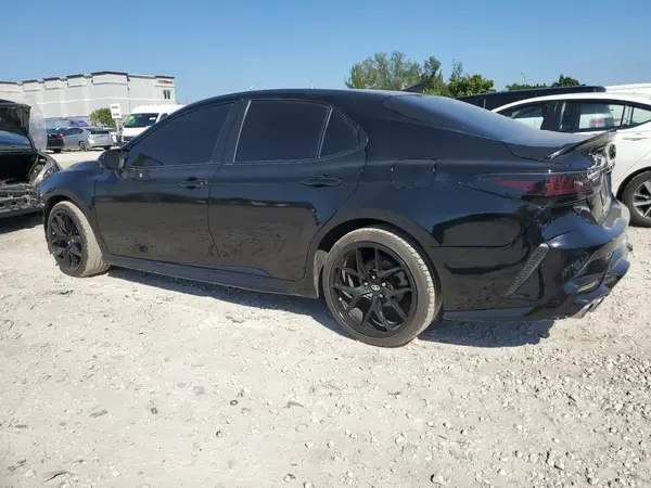4T1G11AK7MU561713 2021 TOYOTA CAMRY - Image 2