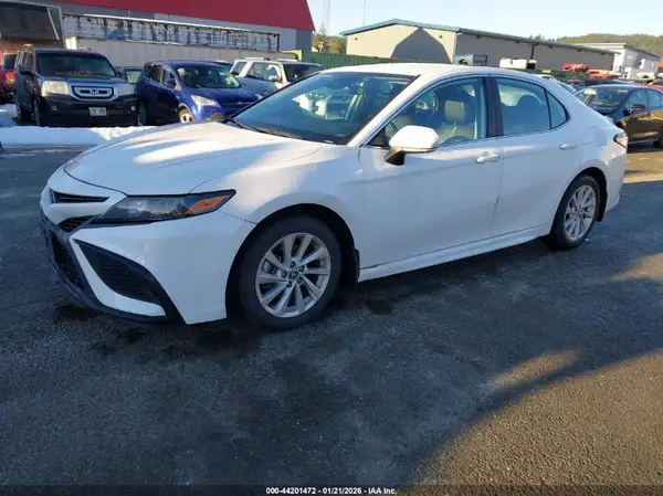 4T1G11AK7MU565258 2021 TOYOTA CAMRY - Image 2