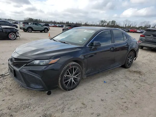 4T1G11AK7MU581332 2021 TOYOTA CAMRY - Image 1