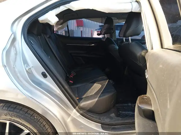 4T1G11AK7MU587809 2021 TOYOTA CAMRY - Image 8