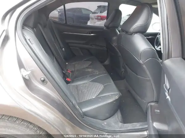 4T1G11AK7MU591228 2021 TOYOTA CAMRY - Image 8