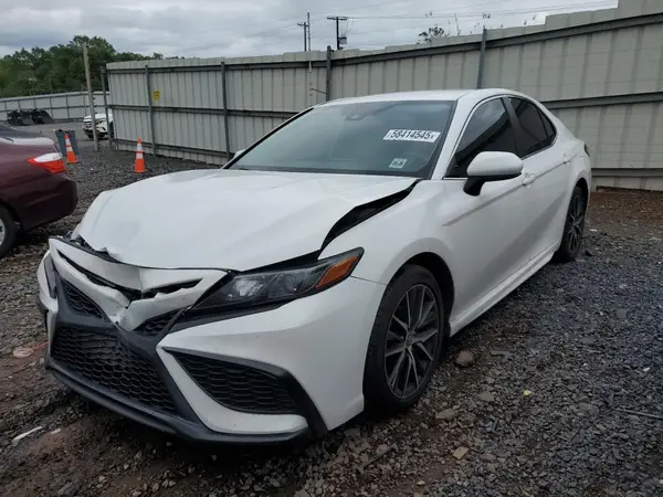 4T1G11AK7MU593951 2021 TOYOTA CAMRY - Image 1