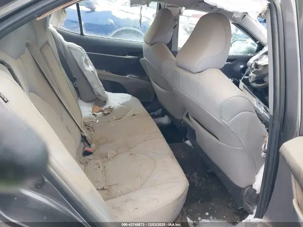 4T1G11AK7MU602499 2021 TOYOTA CAMRY - Image 8