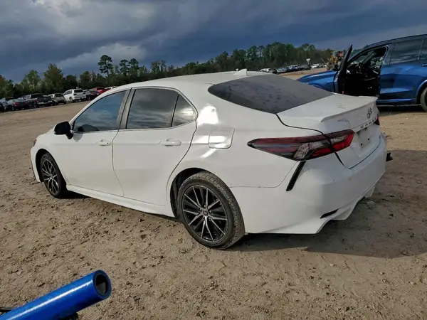 4T1G11AK7MU607993 2021 TOYOTA CAMRY - Image 2