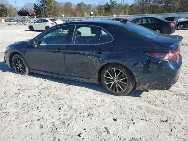 4T1G11AK7MU608335 2021 TOYOTA CAMRY - Image 2