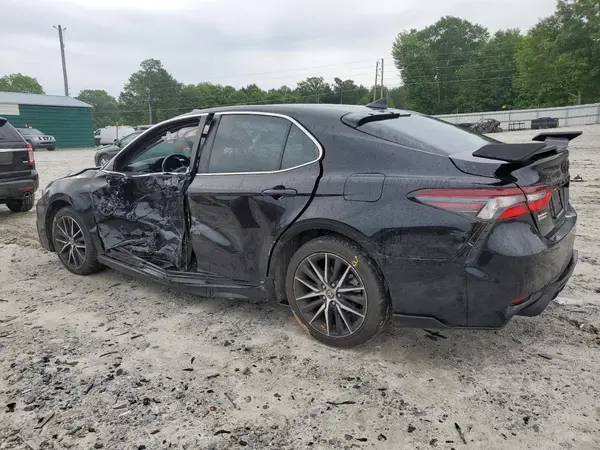 4T1G11AK7MU617083 2021 TOYOTA CAMRY - Image 2