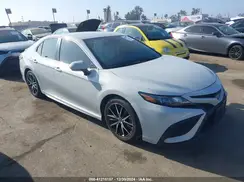 4T1G11AK7NU003300 2022 TOYOTA CAMRY