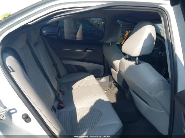 4T1G11AK7NU005354 2022 TOYOTA CAMRY - Image 8