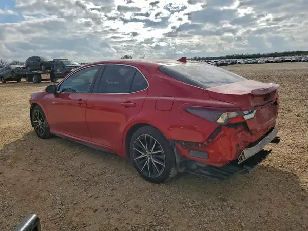 4T1G11AK7NU016595 2022 TOYOTA CAMRY - Image 2