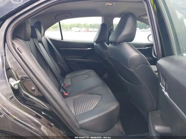 4T1G11AK7NU039018 2022 TOYOTA CAMRY - Image 8