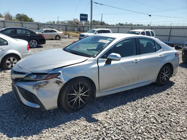 4T1G11AK7NU039925 2022 TOYOTA CAMRY - Image 1
