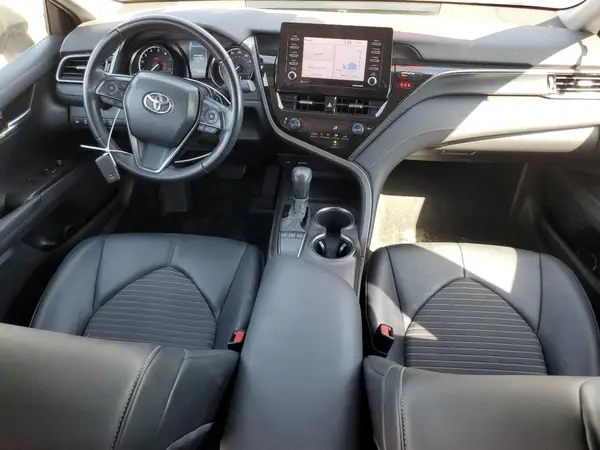 4T1G11AK7NU040069 2022 TOYOTA CAMRY - Image 8