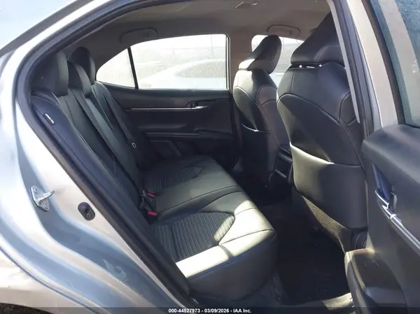 4T1G11AK7NU048687 2022 TOYOTA CAMRY - Image 8