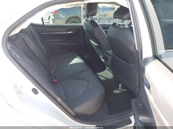 4T1G11AK7NU056871 2022 TOYOTA CAMRY - Image 8