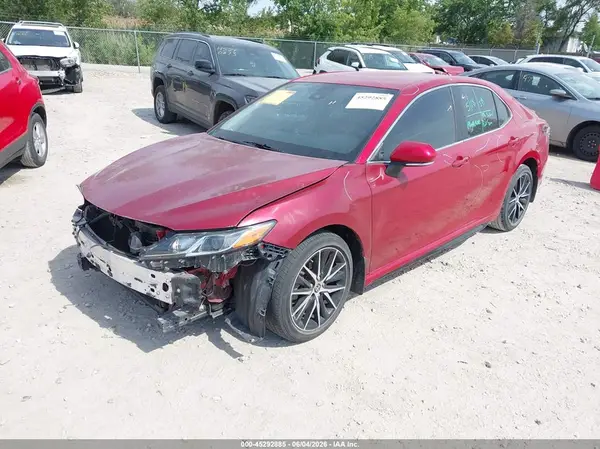 4T1G11AK7NU065750 2022 TOYOTA CAMRY - Image 2