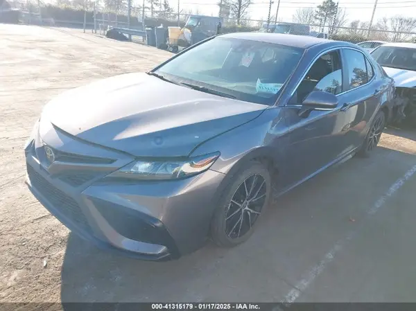 4T1G11AK7NU066042 2022 TOYOTA CAMRY - Image 2