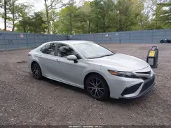 4T1G11AK7NU069975 2022 TOYOTA CAMRY