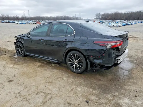 4T1G11AK7NU626321 2022 TOYOTA CAMRY - Image 2