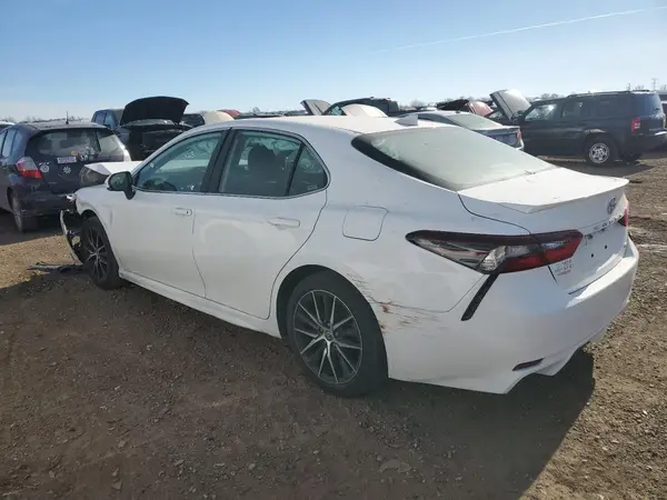 4T1G11AK7NU628361 2022 TOYOTA CAMRY - Image 2