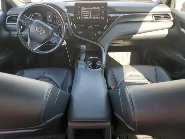 4T1G11AK7NU643913 2022 TOYOTA CAMRY - Image 8