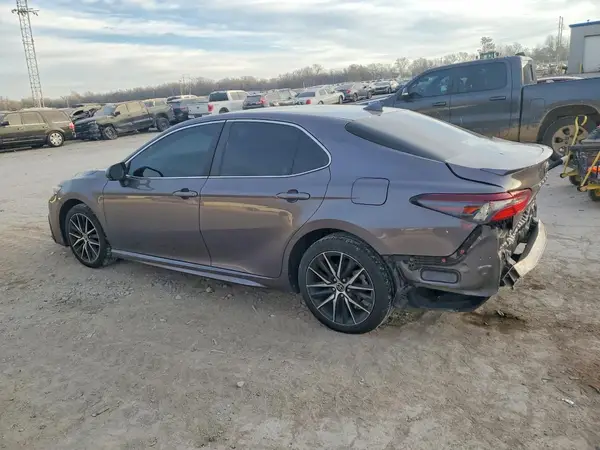 4T1G11AK7NU651087 2022 TOYOTA CAMRY - Image 2