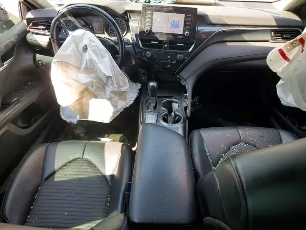 4T1G11AK7NU653101 2022 TOYOTA CAMRY - Image 8