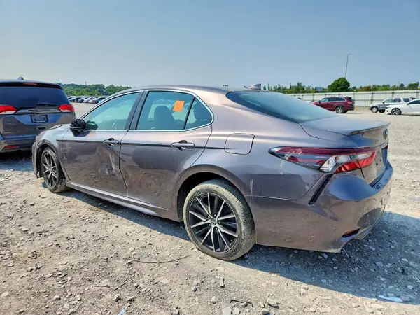 4T1G11AK7NU663238 2022 TOYOTA CAMRY - Image 2