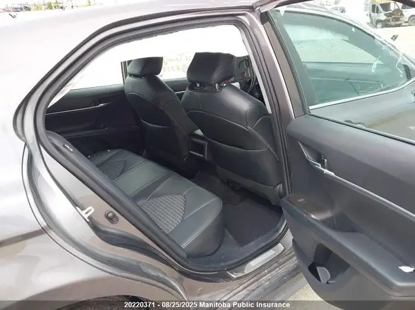 4T1G11AK7NU672845 2022 TOYOTA CAMRY - Image 8