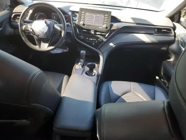 4T1G11AK7NU690777 2022 TOYOTA CAMRY - Image 8