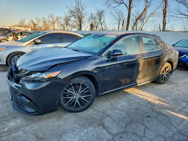 4T1G11AK7NU706332 2022 TOYOTA CAMRY - Image 1