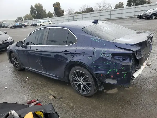 4T1G11AK7NU712129 2022 TOYOTA CAMRY - Image 2