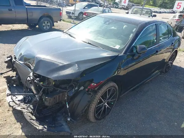 4T1G11AK7NU713734 2022 TOYOTA CAMRY - Image 2