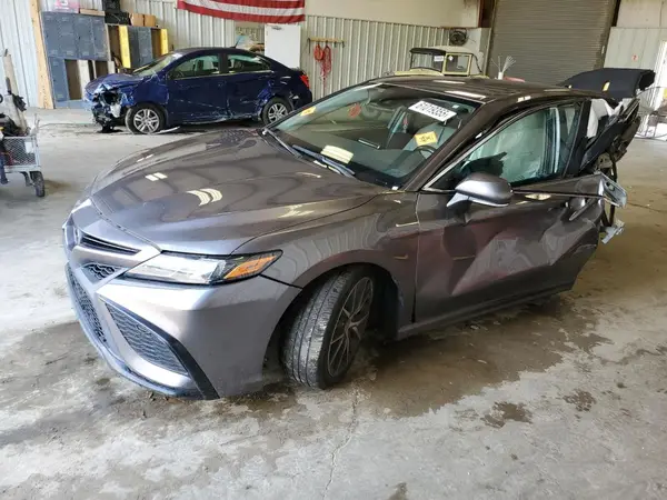 4T1G11AK7NU718531 2022 TOYOTA CAMRY - Image 1