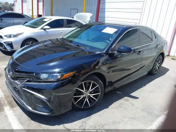 4T1G11AK7PU085144 2023 TOYOTA CAMRY - Image 2